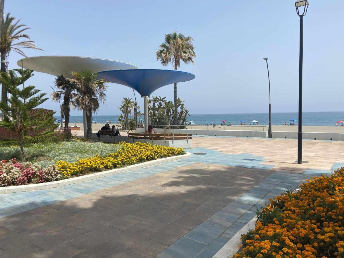 Victoria Home & Parking Estepona Exterior foto