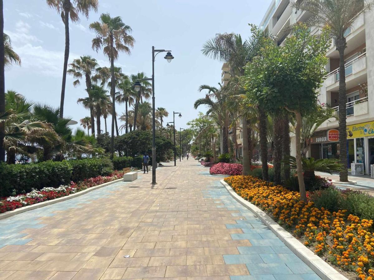 Victoria Home & Parking Estepona Exterior foto
