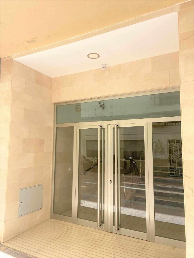 Victoria Home & Parking Estepona Exterior foto